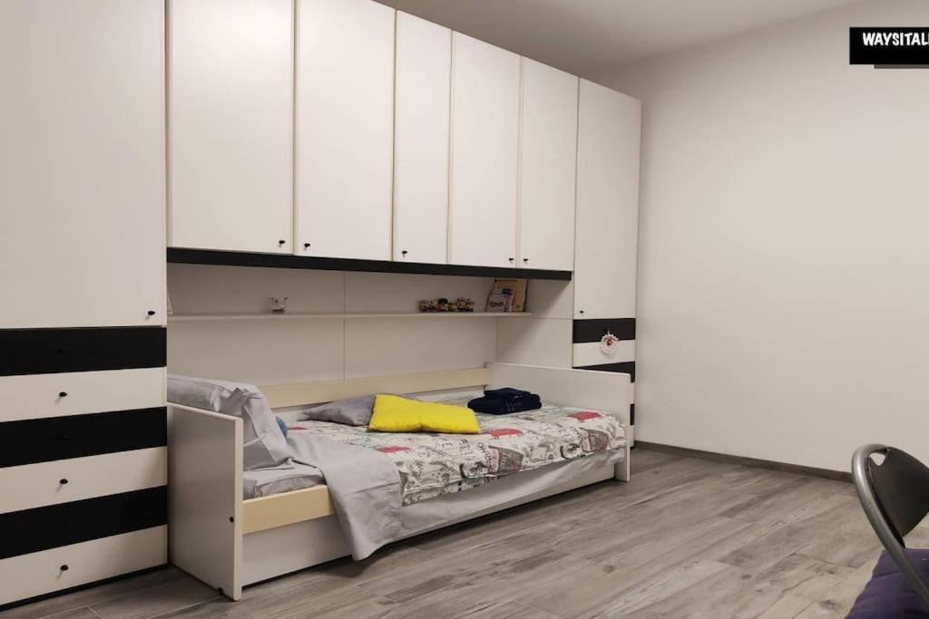 De Angeli District Apartment Milan Exterior photo